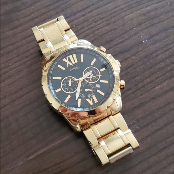 Guess Chronograph Gold Tone W0193G1 - Picture 2 of 8